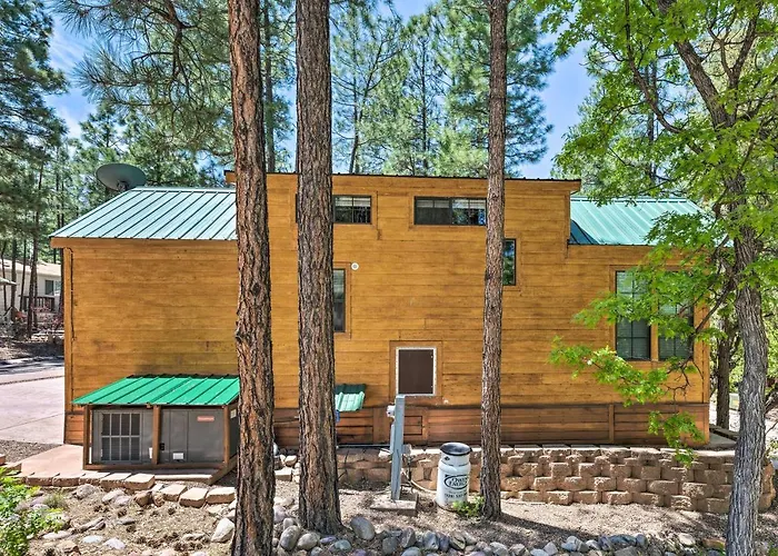 Gateway To Sunrise Resort! Show W/ Deck Holiday home